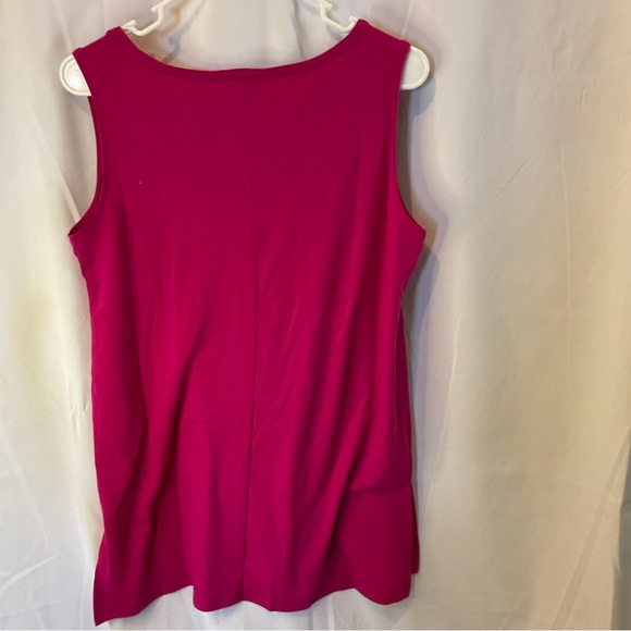 Zenana Women’s Spring Basics Sleeveless Top Size SMALL Magenta NWOT - Picture 3 of 5